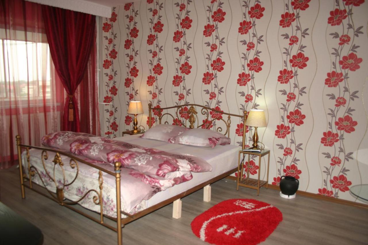 Ultracentral Zona Zero Apartament Bacău Eksteriør billede